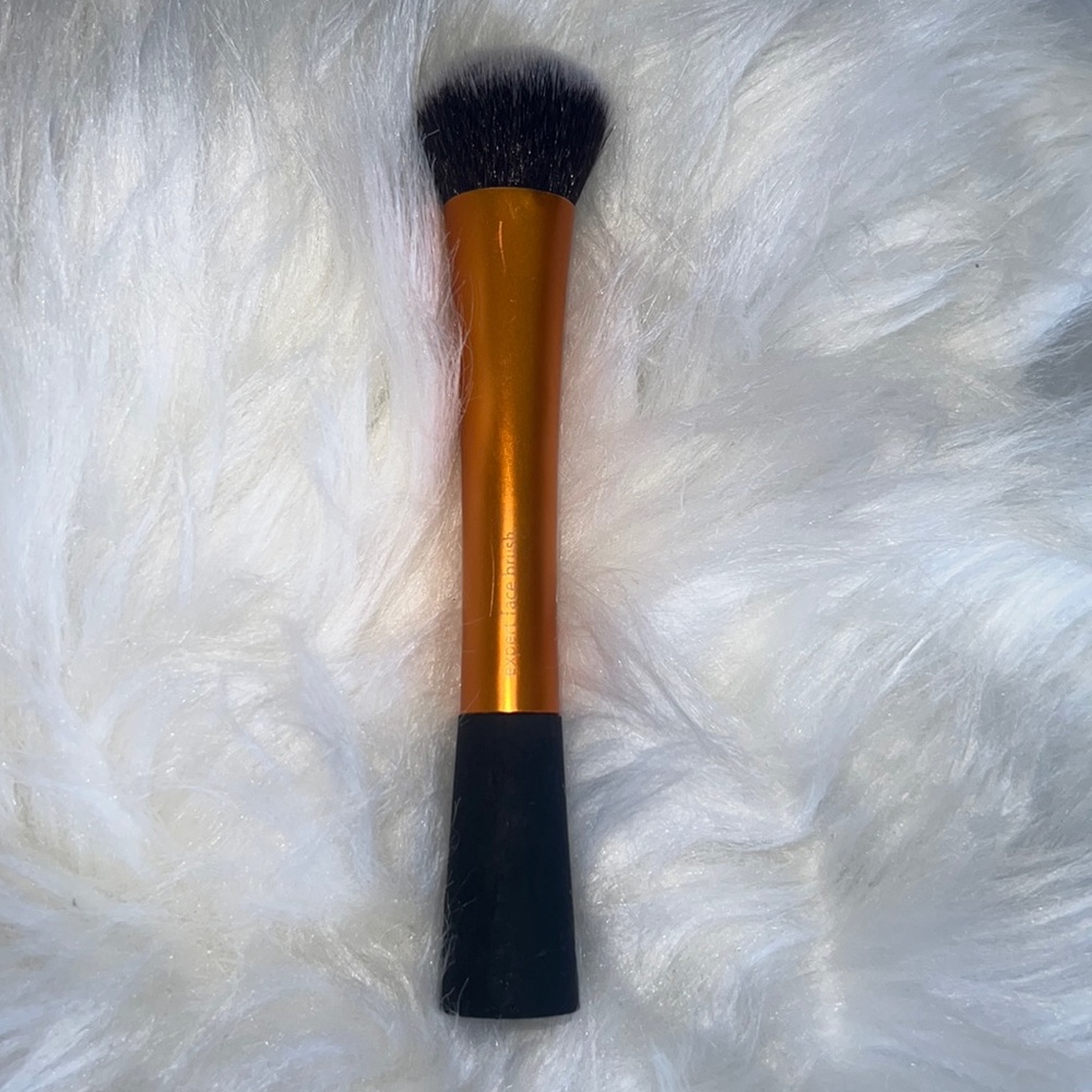 Real Technique’s Expert Face Brush